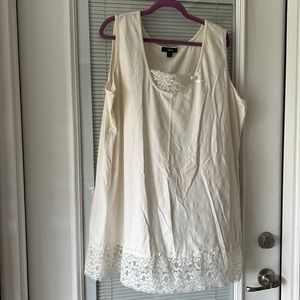Knit lace off white knit tank top by Elos.